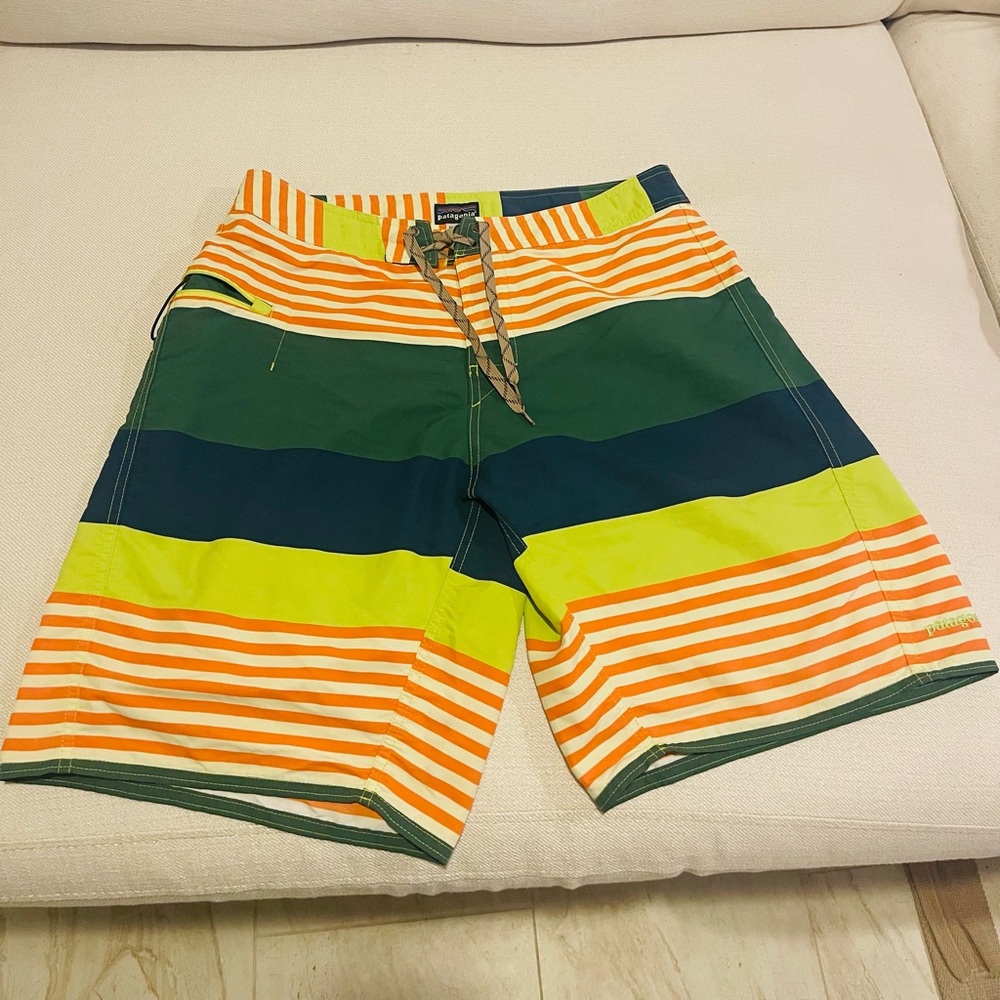 Men’s Patagonia Waver Farer Board Shorts Blue/Green /Orange Striped Size 34